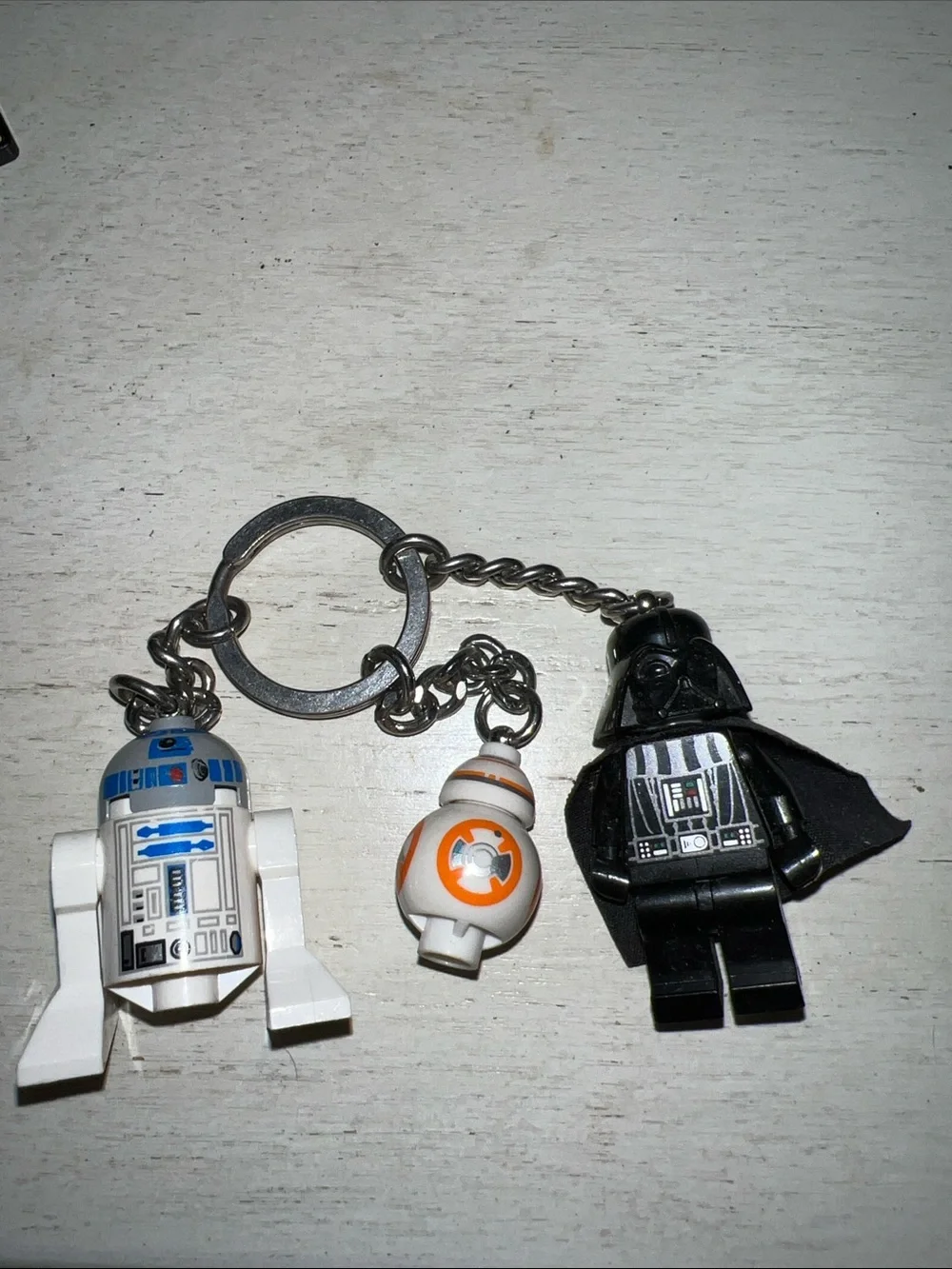 Lot 3 Lego Star Wars Key chains darth Vader r2d2